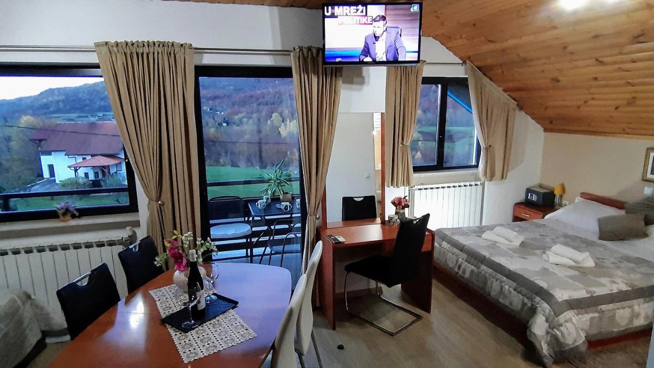 Hotel Vukovic House Seliste Dreznicko Esterno foto